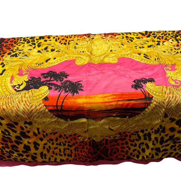 H&M Versace Leopard Brocade Pink Gold Print Silk Scarf - Picture 2 of 4